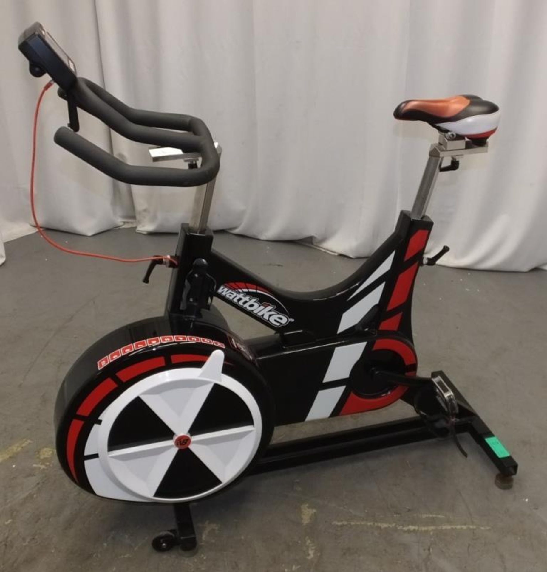 Wattbike Training Exercise Bike - console does not powers up - missing rear foot