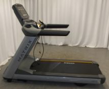 Matrix Ultimate Deck T-5x/7x treadmill - power not tested due to American power supply