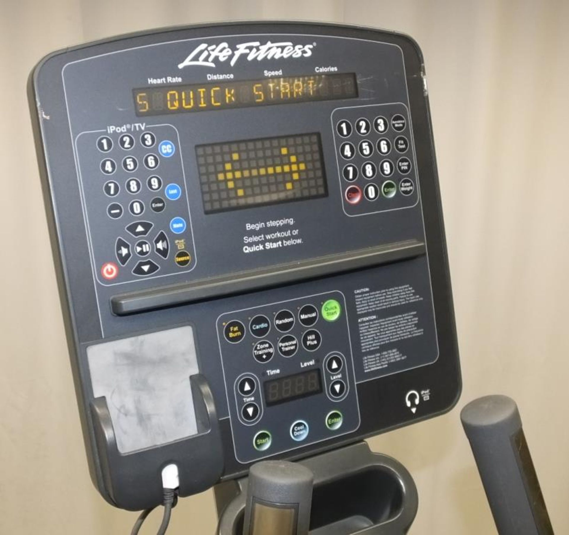 Life Fitness CLSL Summit Trainer/Stepper Machine - powers up - functionality untested - Image 9 of 9