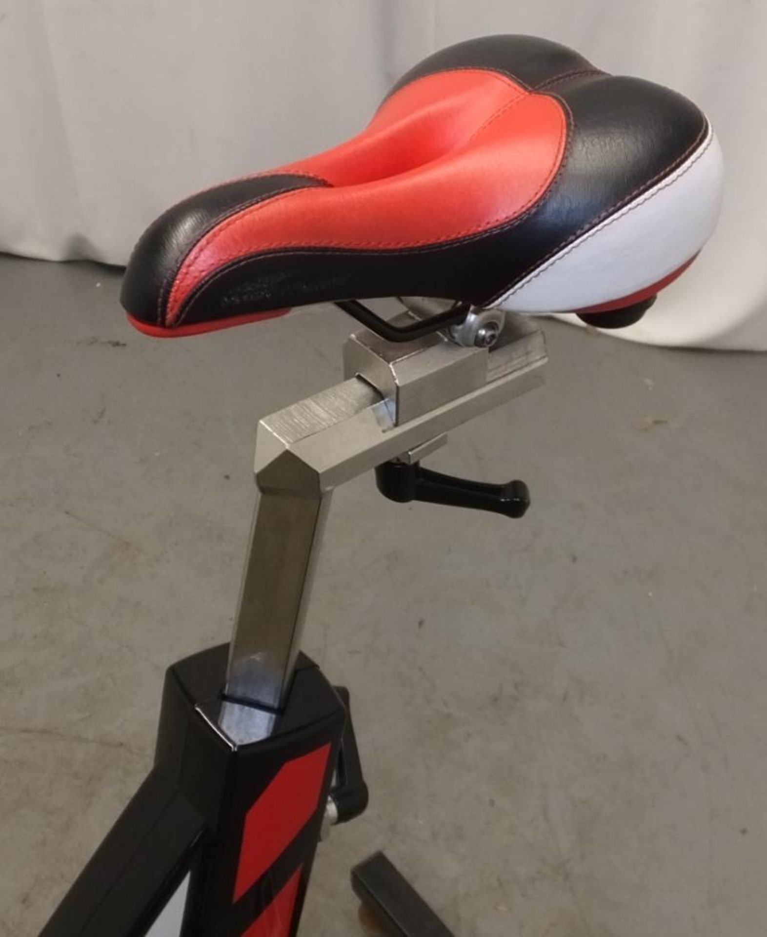 Wattbike Training Exercise Bike - console powers up - functionality untested - damage to cup holder - Image 3 of 6