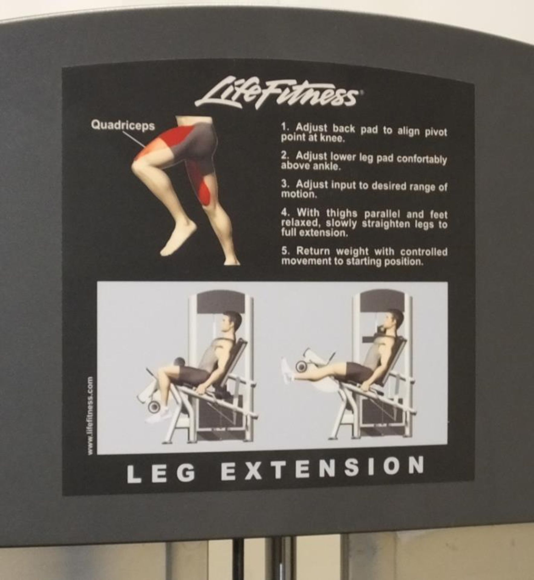 Life Fitness FZLE Leg Extension Machine - Image 2 of 10