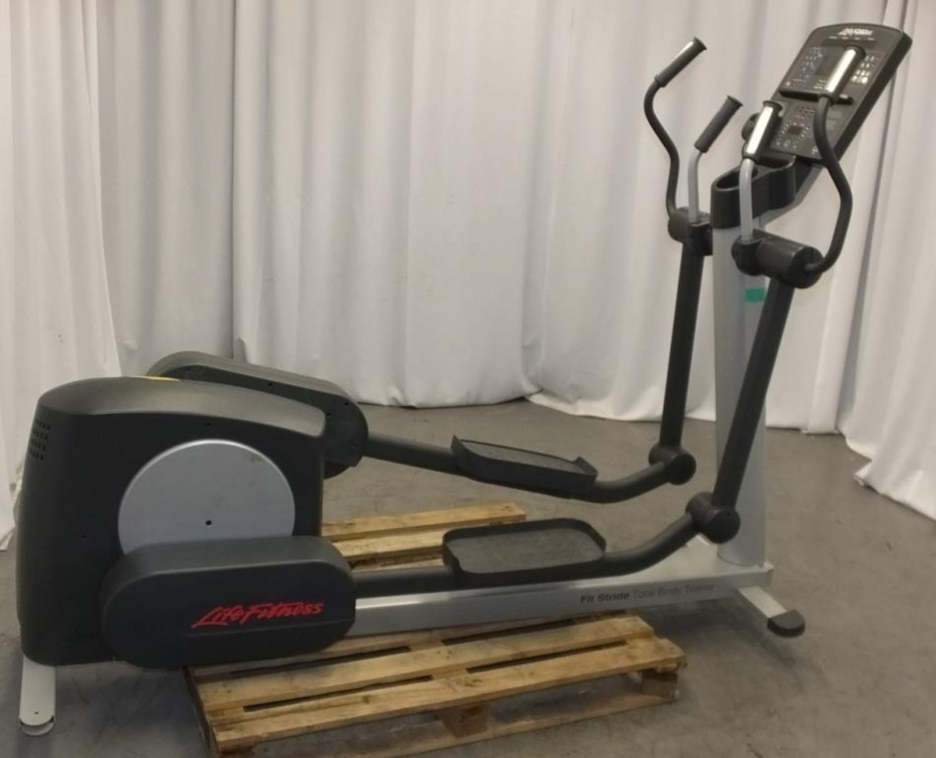 Life Fitness XHC Fit Stride Total Body Cross Trainer - powers up - functionality untested