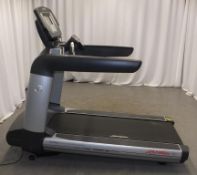 Life Fitness 95T FlexDeck shock absorption system treadmill - powers up - functionality untested