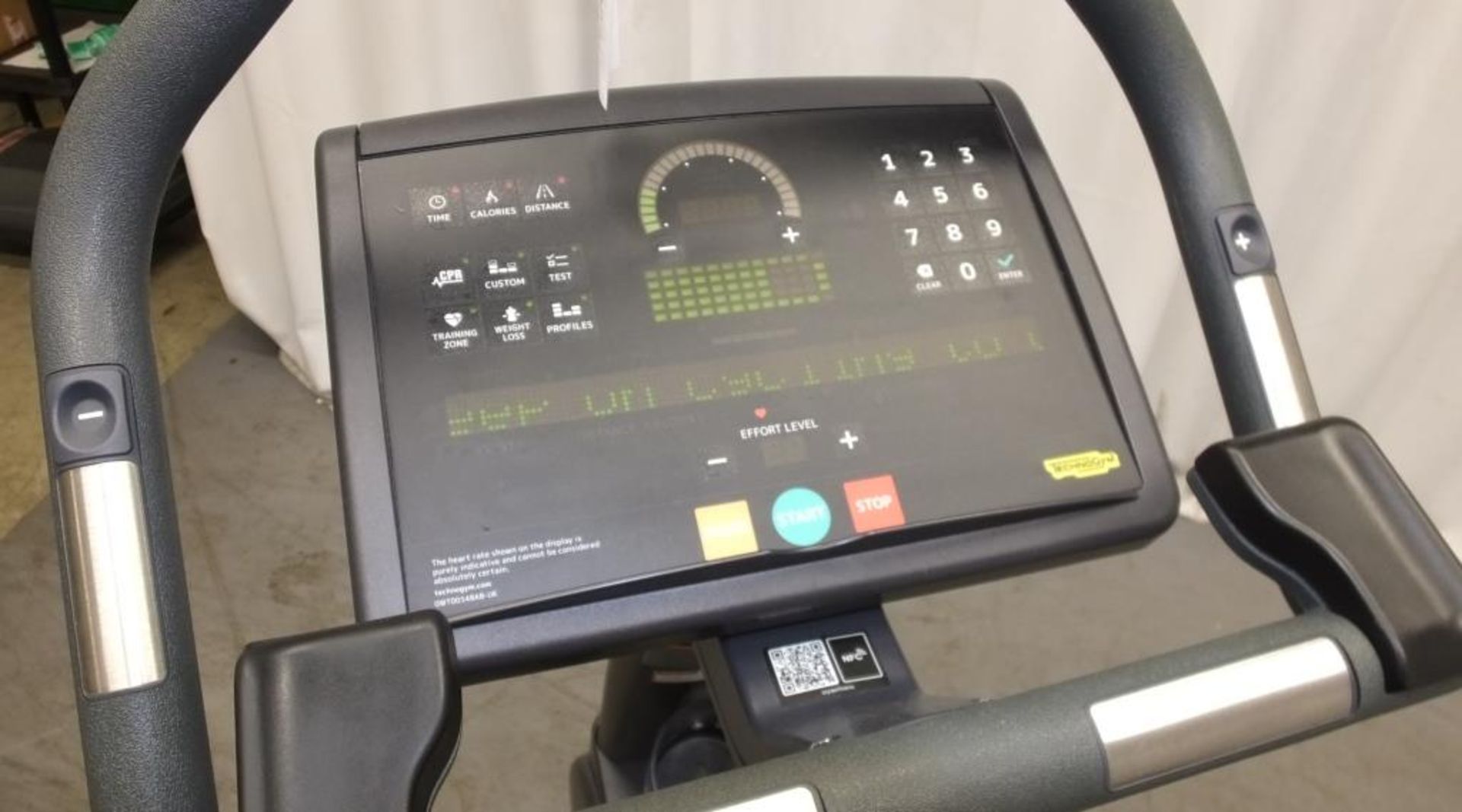 Technogym SP 1000 Exercise Bike - powers up - functionality untested - Image 6 of 7