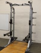 Hammer Strength Power Rack HDHR8 B03 serial 2482, Hammer Strength weightlifting platform with bar