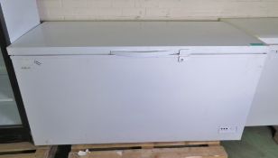 Adexa XF562JA Chest Freezer L 1650mm x W 800mm x H 830mm