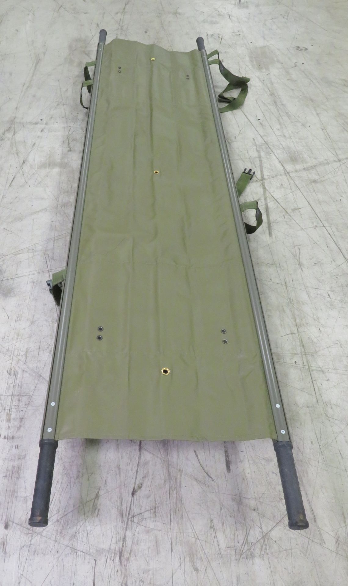 Aluminium Fabric fold out Stretcher - Image 3 of 3