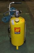 Meclube air operated oil dispenser