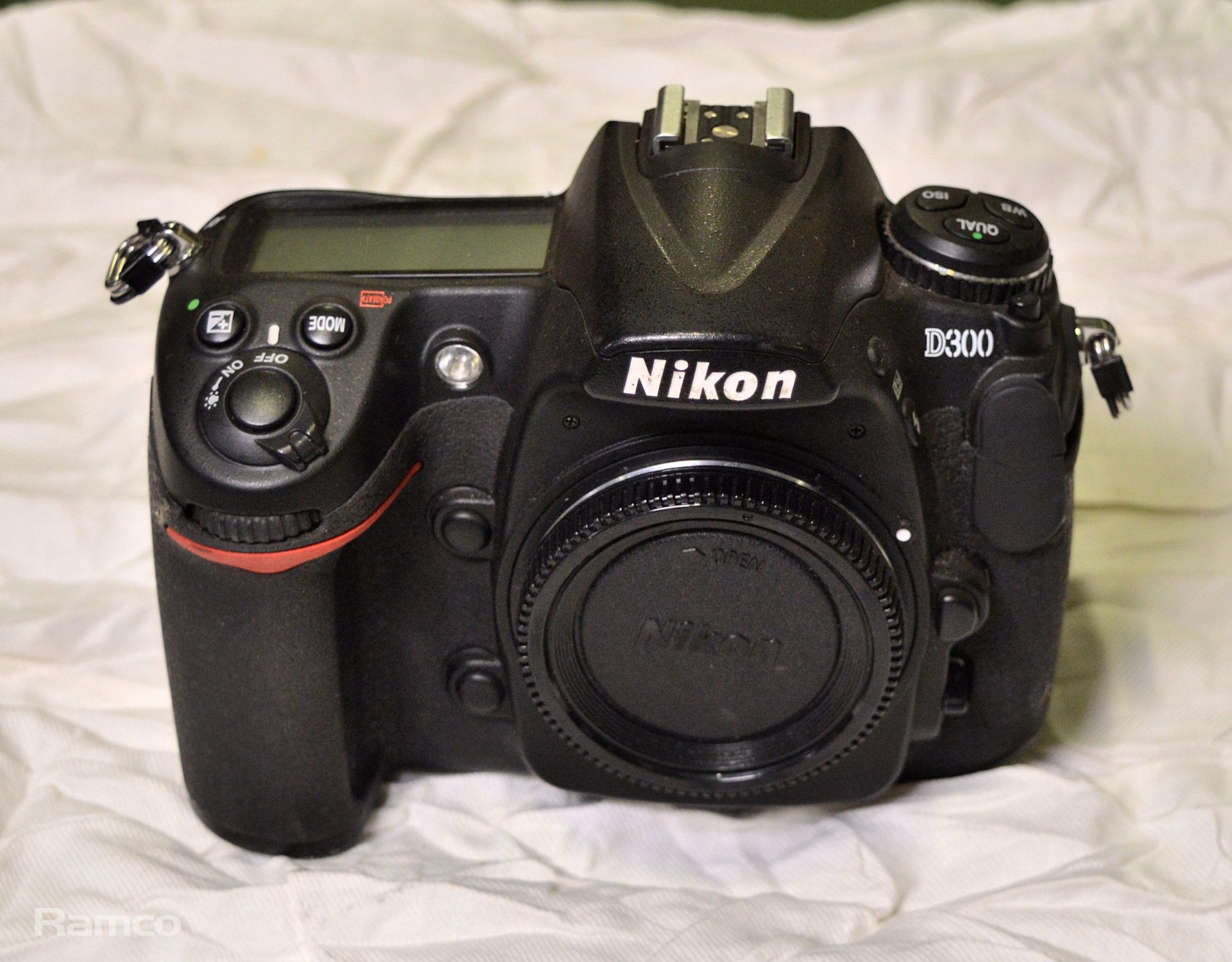 Nikon D300 SLR Digital Camera Body - Image 2 of 8
