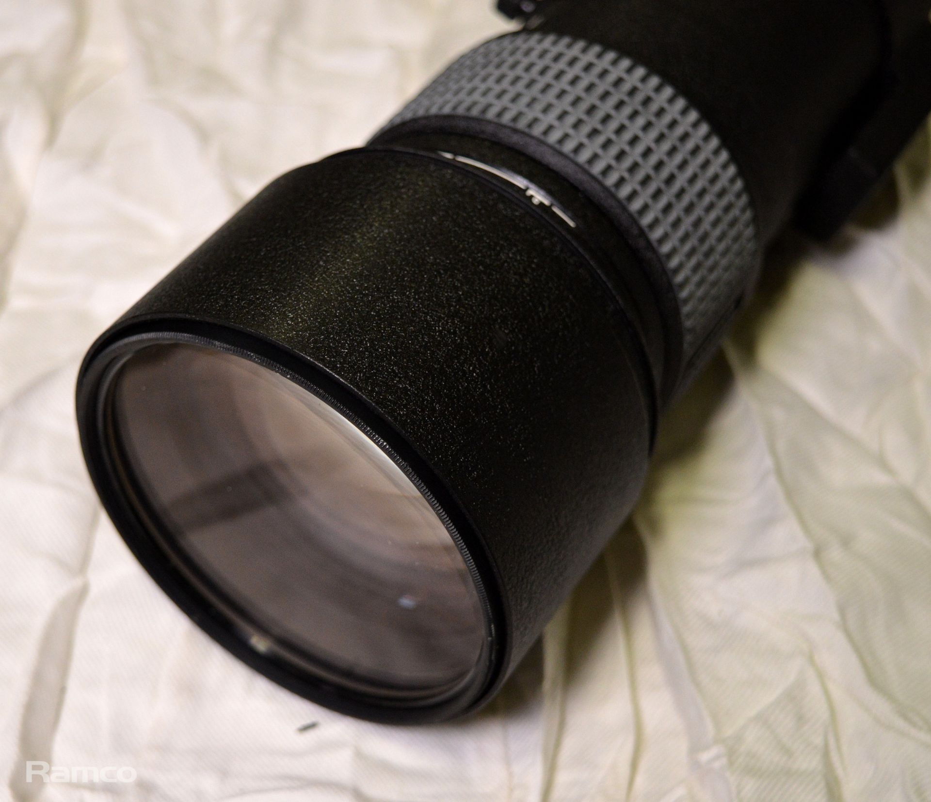 Nikon ED AF Nikkor 300mm 1:4 Lens & Case - Image 4 of 7