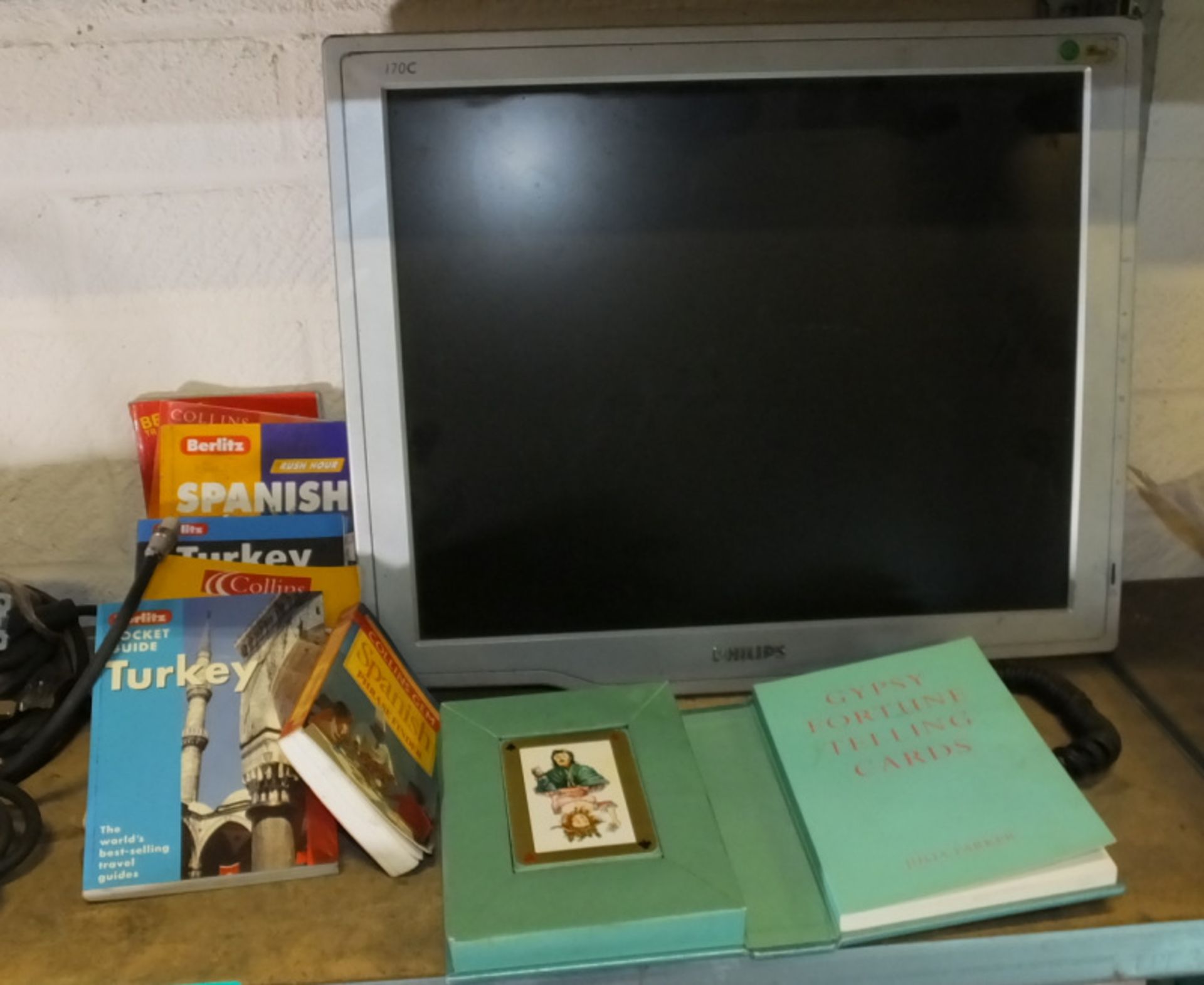 Philips PC monitor 170CS with stand & Pocket language books, headphones, tapes - Image 3 of 3