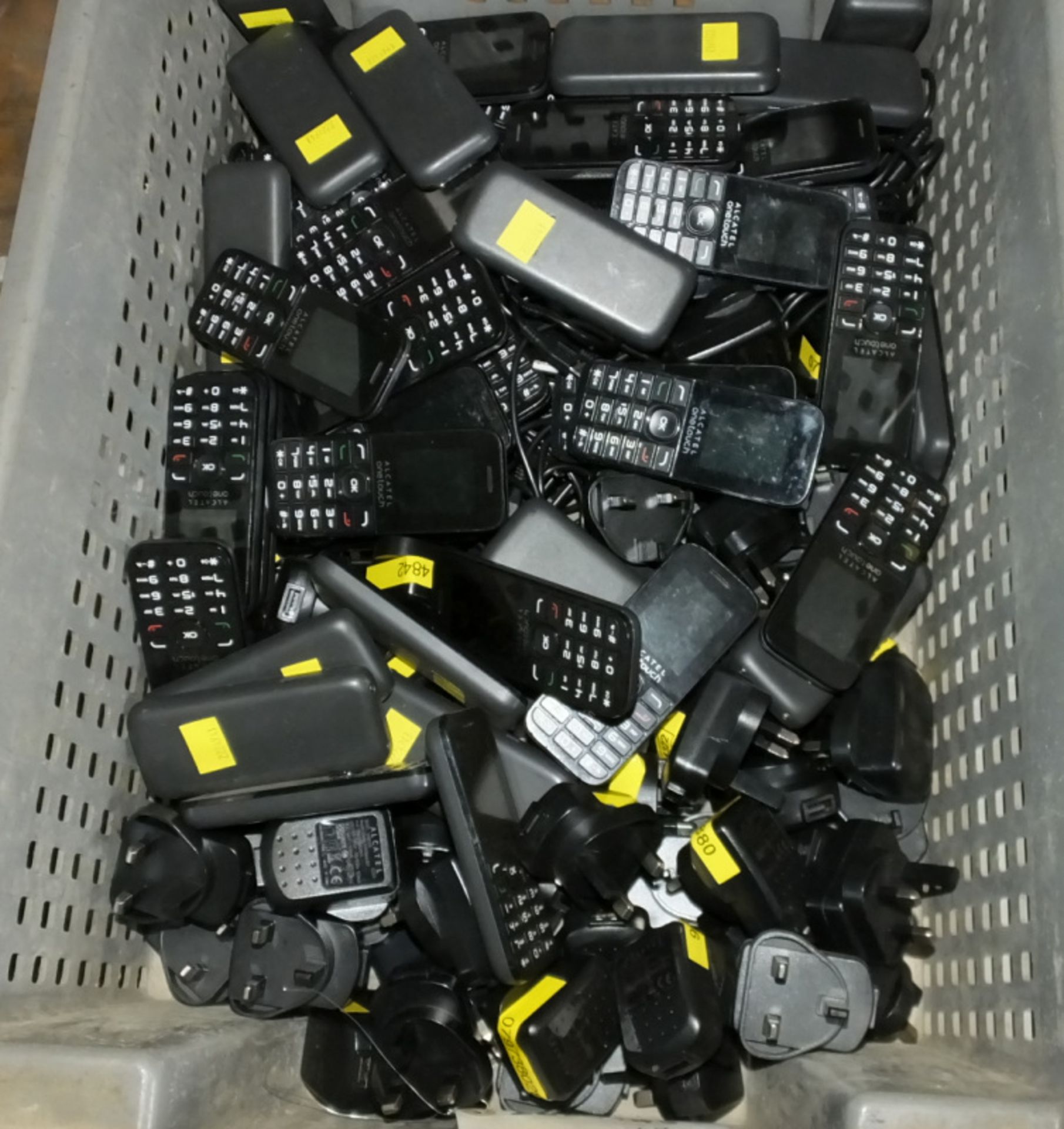 50x Alcatel One Touch 2035X Mobile Phones - Image 2 of 3