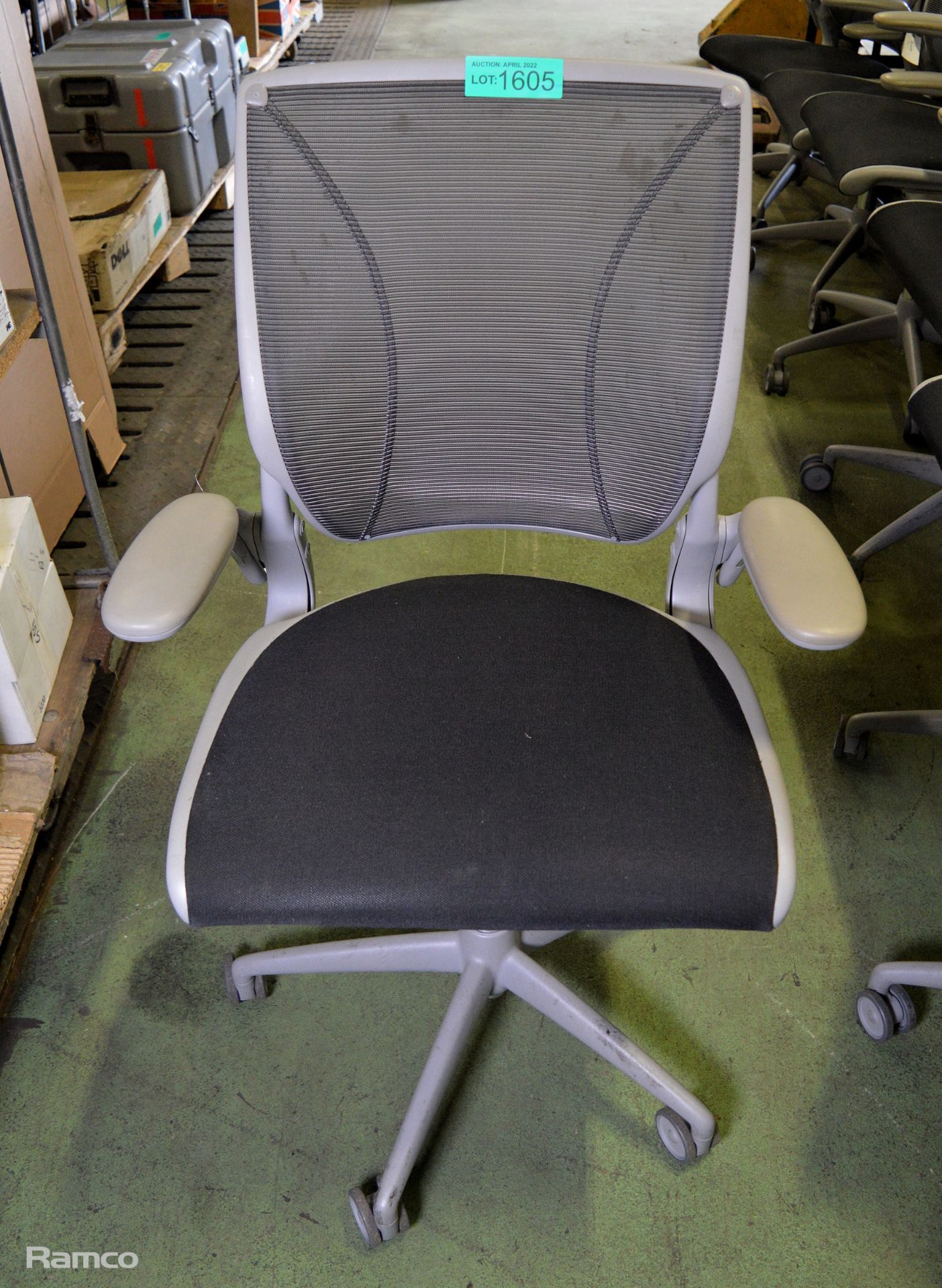 HumanScale Ergonomic Office Chair - grey - Image 2 of 3