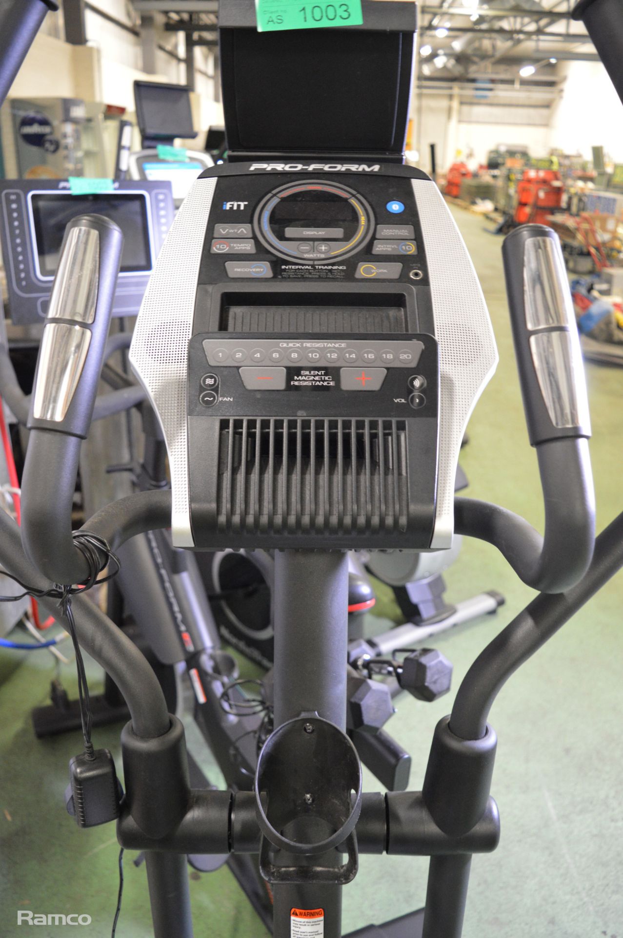 Proform 325 CSE cross trainer - Image 5 of 9