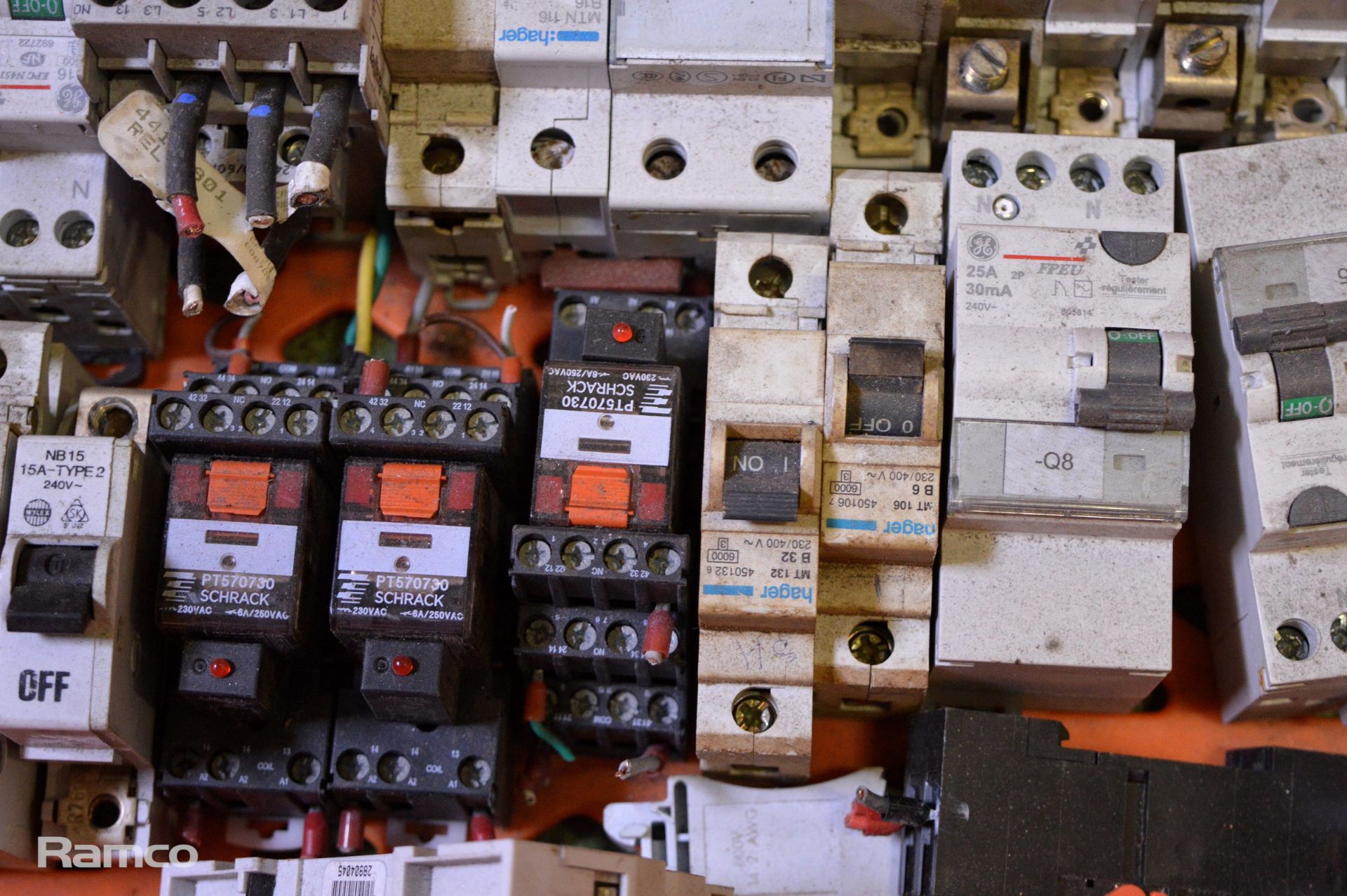 Circuit breakers - used - Image 3 of 4