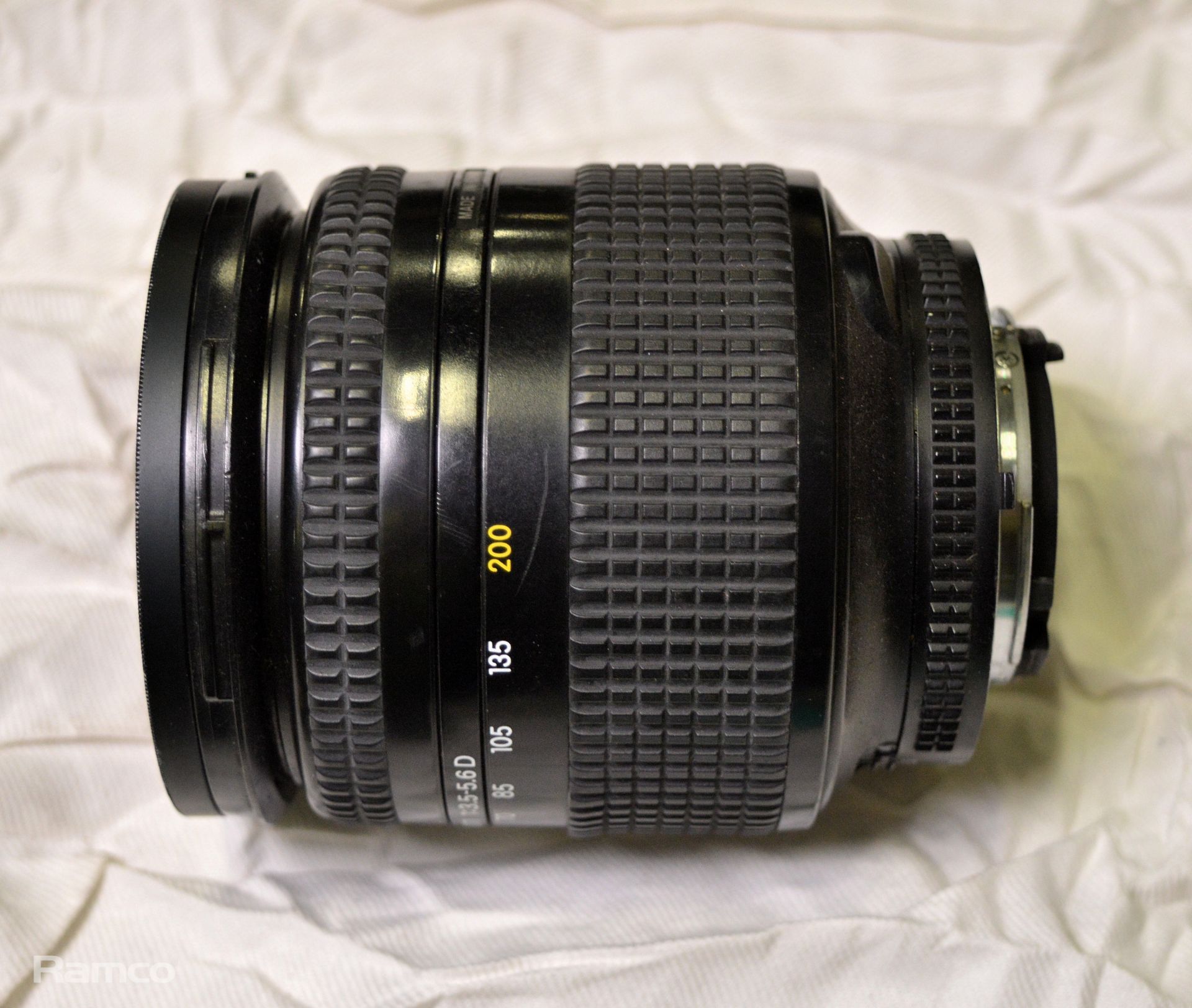 Nikon AF Nikkor 28-200mm 1:3.5-5.6 D Lens - AS SPARES OR REPAIRS - Image 3 of 6
