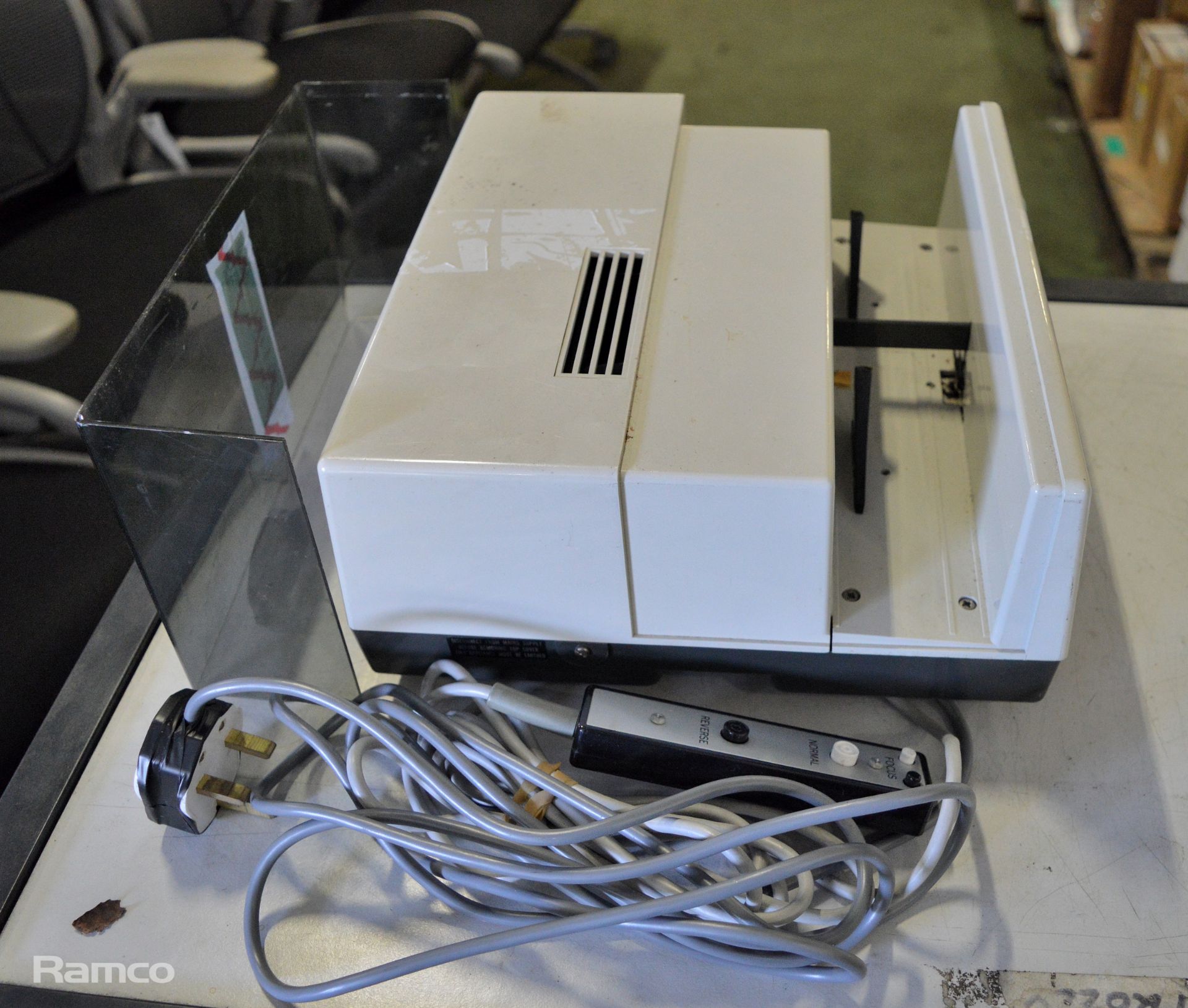 Boots slide projector - Image 4 of 5