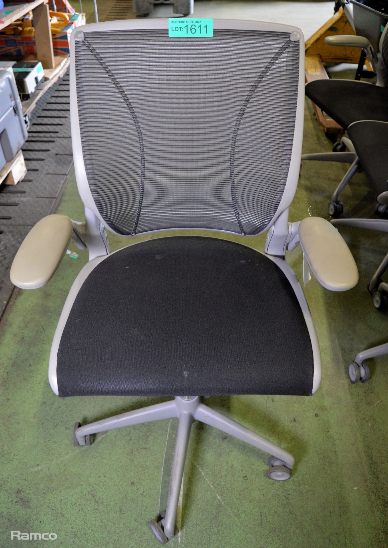 HumanScale Ergonomic Office Chair - grey - Image 2 of 3