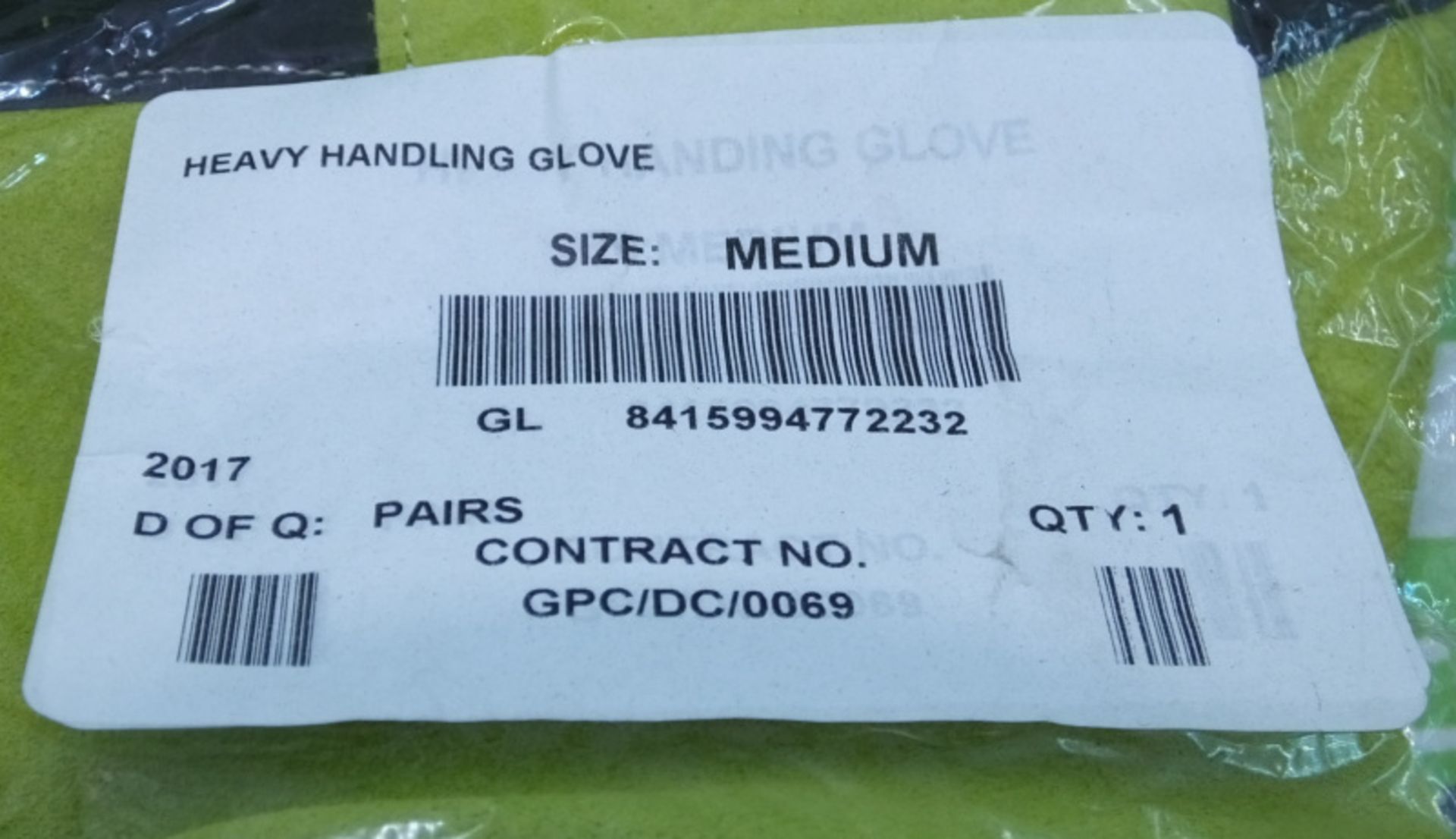 2x Heavy Duty Work Gloves - Medium - Image 2 of 3