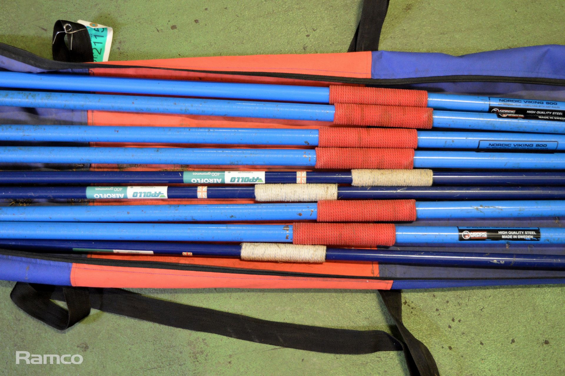 9x Various Aluminium Sports Javelins in carry Bag - Image 3 of 4