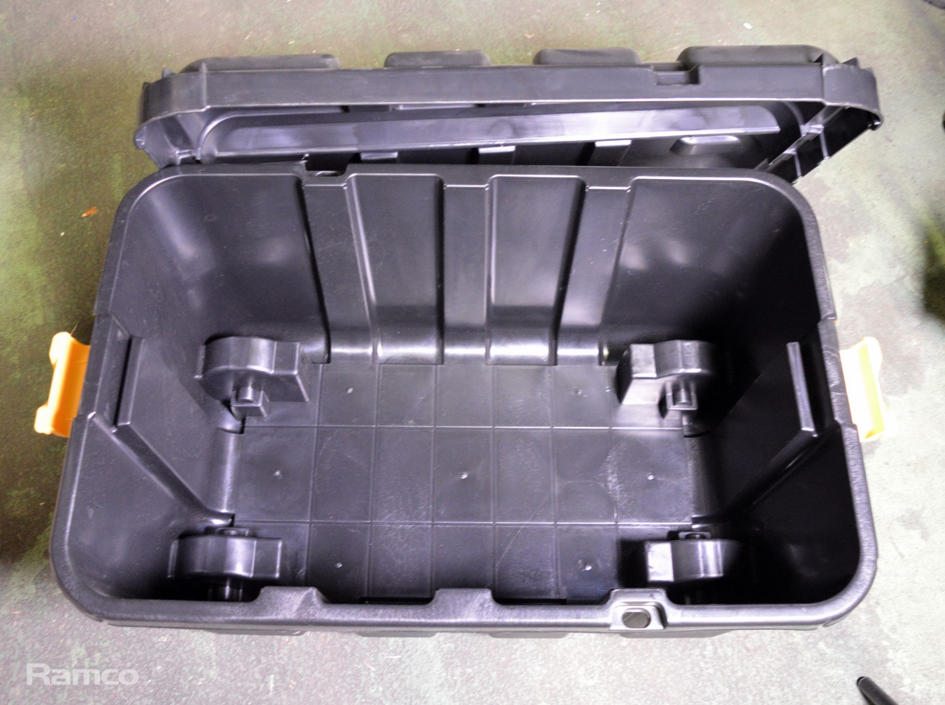 Large plastic Wheeled Storage Boxes With Lids - Image 3 of 3