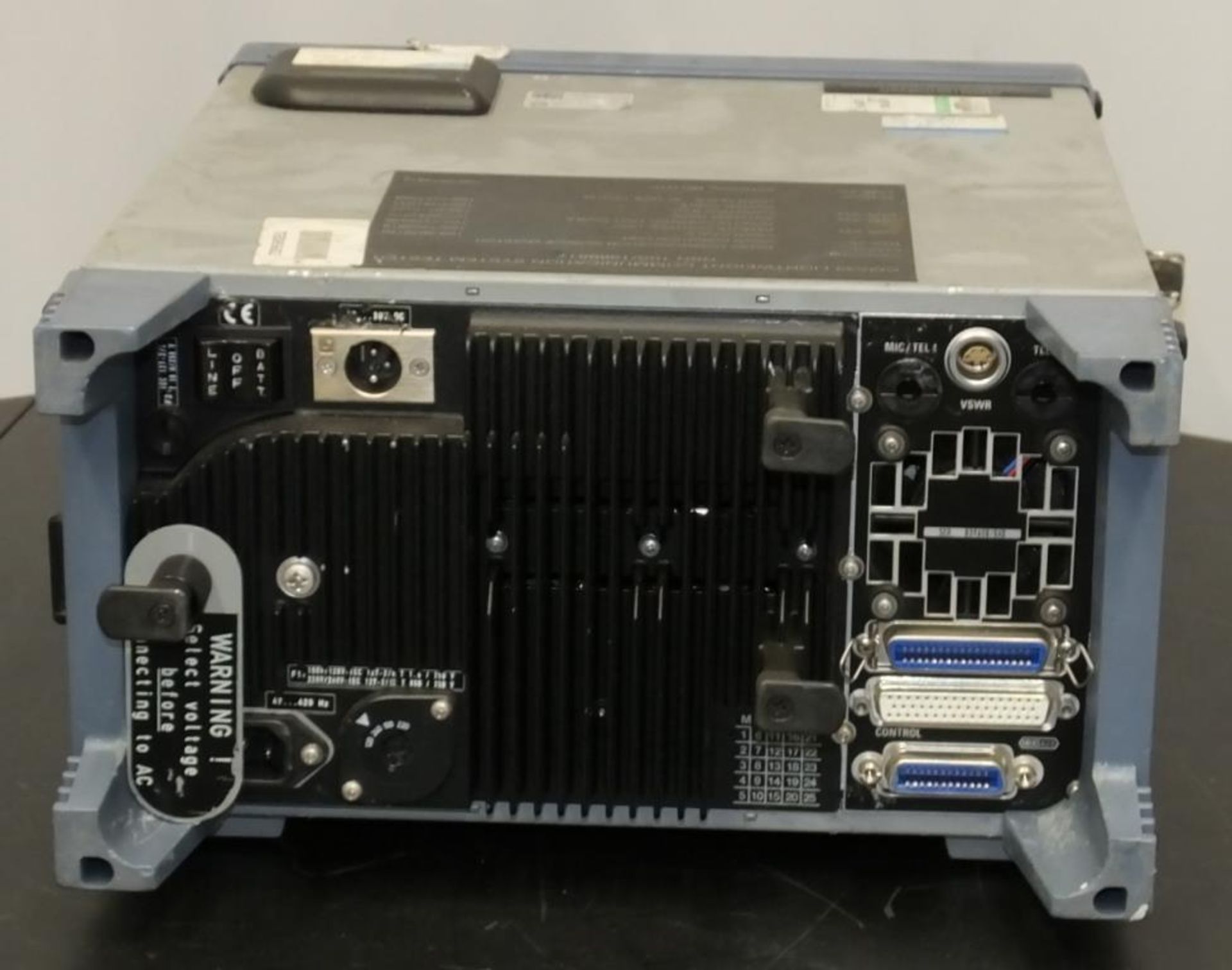 Rohde & Schwarz Radio Communications monitor 0.4 - 1000mhz - CMS33 - 840.0009.34, antenna base in co - Image 6 of 9