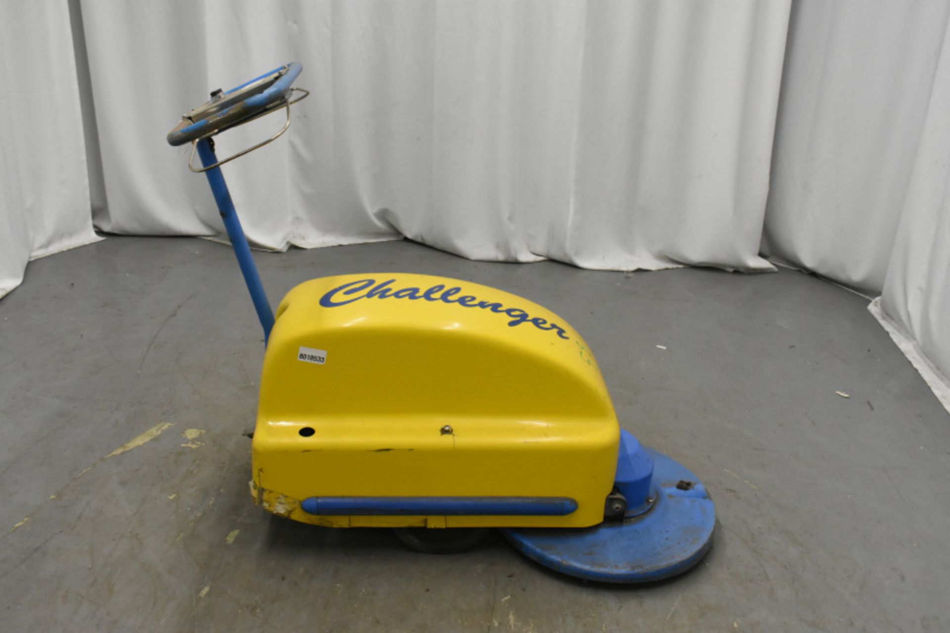 Tennant Challenger Nippy 500 Walk-Behind Floor Cleaner