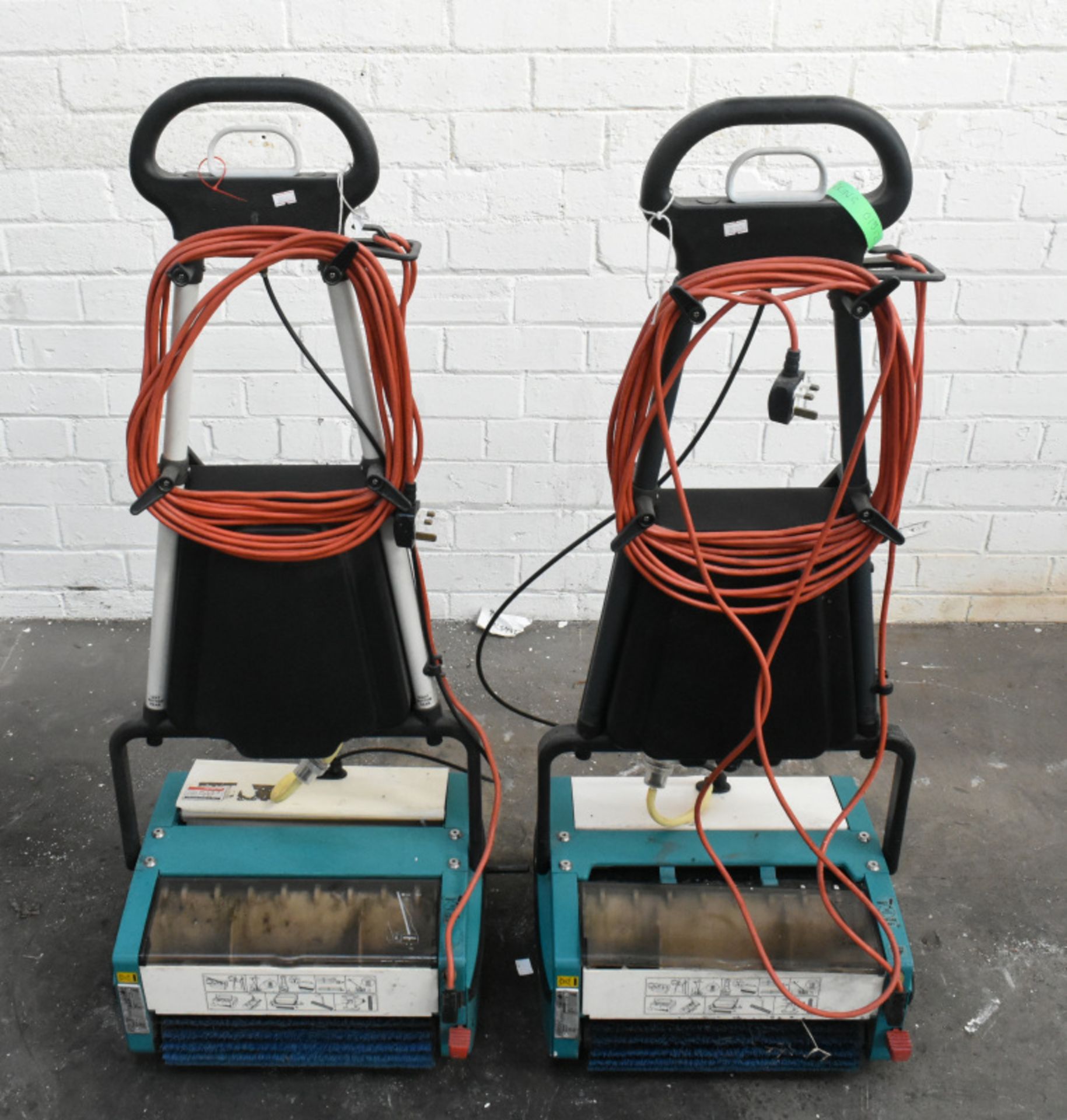 2 x Truvox Multiwash Floor Scrubber Dryer, Model- MW340/Pump - Image 3 of 6