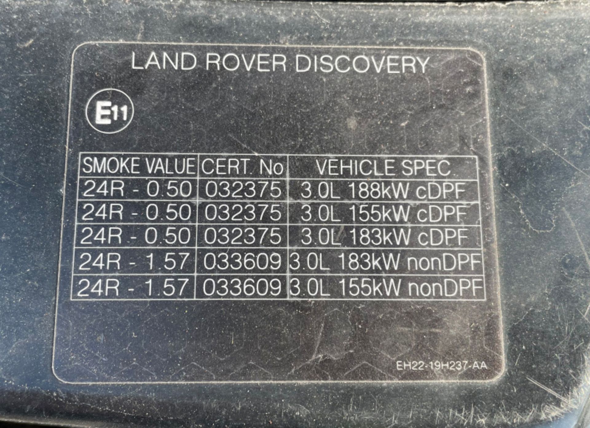 Land Rover Discovery LJ15 LSX - 2015 Model - Diesel - 2993cc Engine - Automatic Gearbox - Image 27 of 36