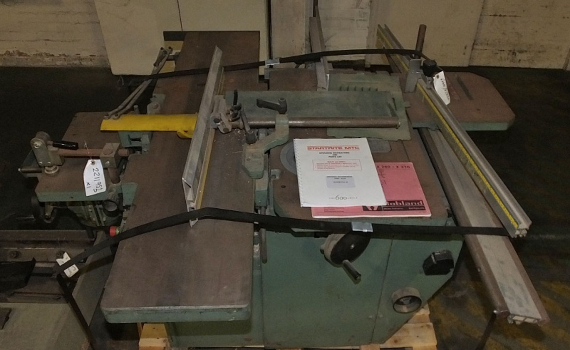 Robland Startrite Super 310 saw L 120 x W 160 x H 110cm - 415V - Image 2 of 15