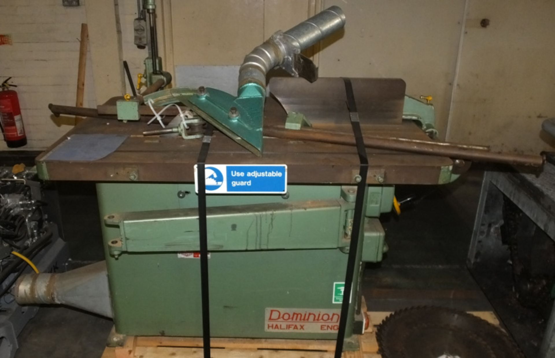 Dominion heavy duty bench saw with blades L 120 x W 160 x H 140cm - Image 2 of 11