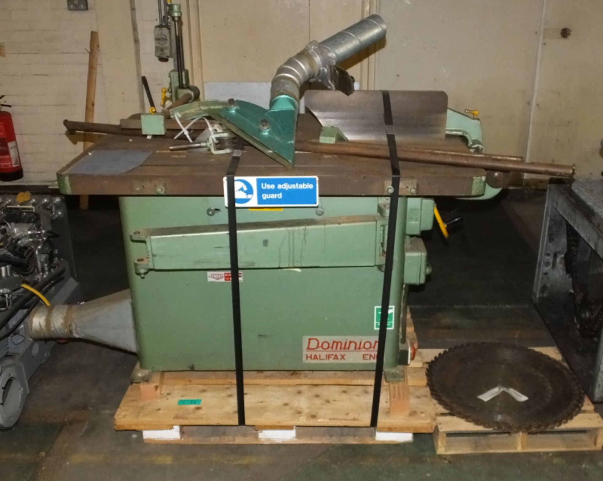 Dominion heavy duty bench saw with blades L 120 x W 160 x H 140cm