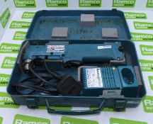 Makita DA3000D cordless angle drill with charger & case