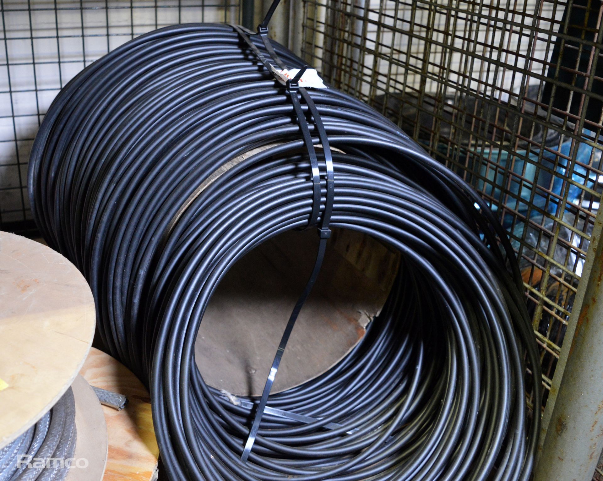 Various size data cable & corx cable & sleeving - Image 3 of 4