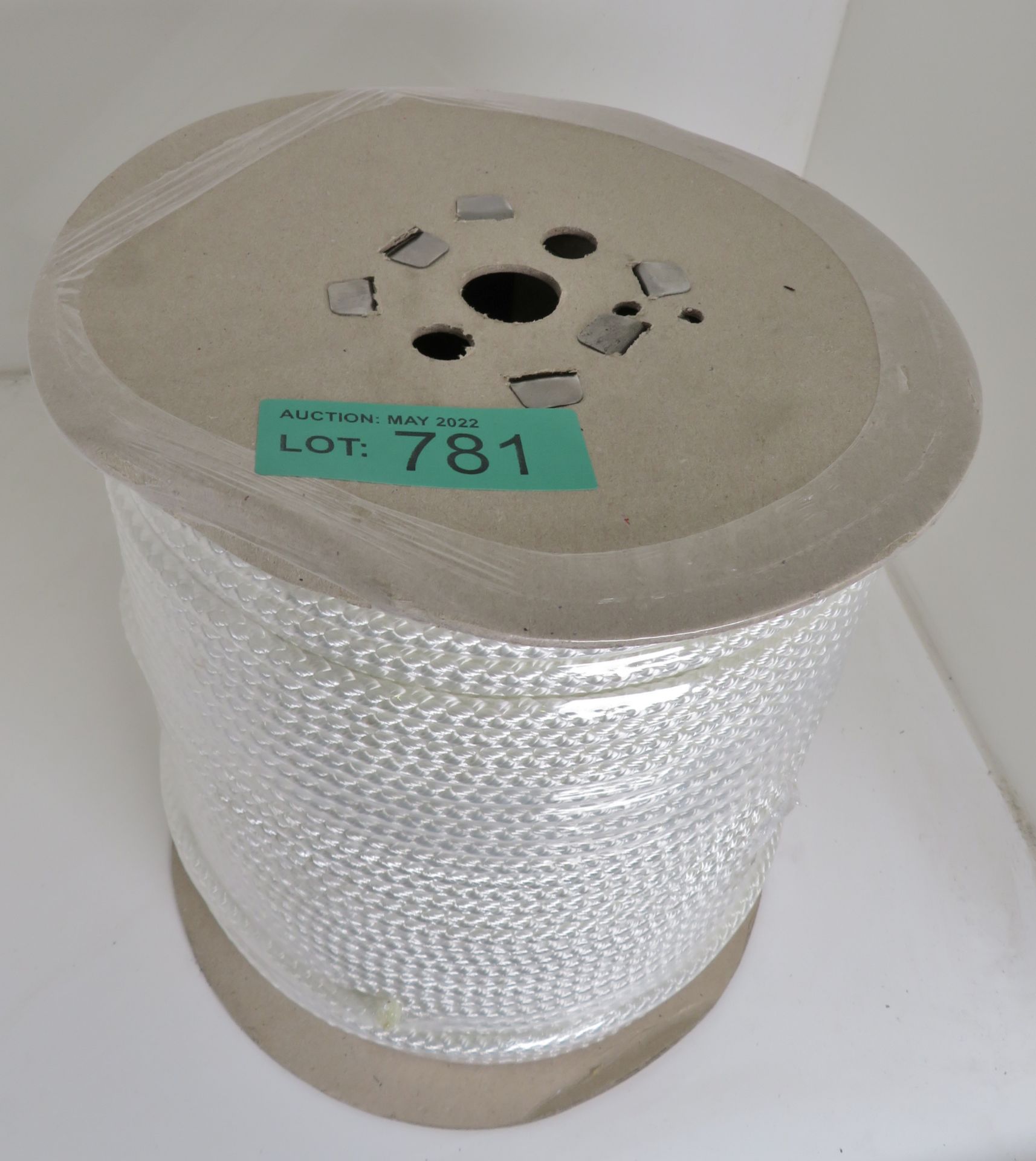 White Poly Fibrous Rope 220m x 9mm - NSN 4020-99-120-8692 - Image 2 of 2