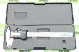 Roebuck Blue Line Metric Digital Caliper 0-150mm