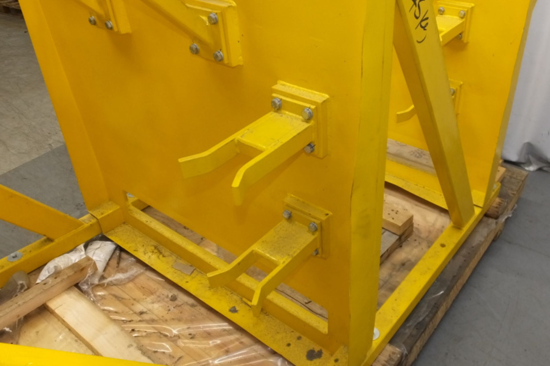 Brokk frame used to house various attachments - L3050 x D1270 x H1460mm - see pictures for condition - Image 9 of 10