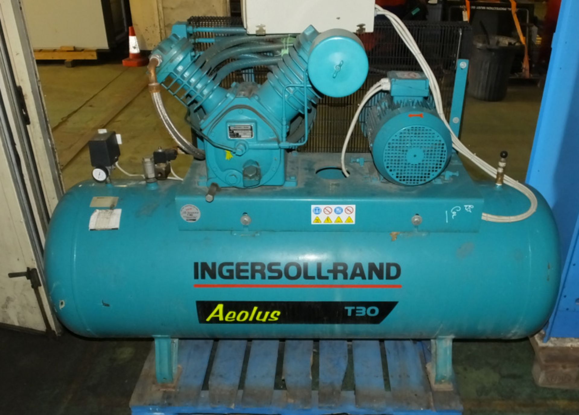 Ingersoll-Rand Aeolus T30 compressor - 500L - 14bar