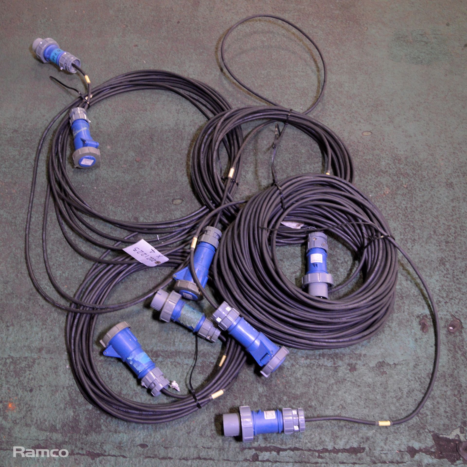 4x Mennekes 16a 230vac 1 Phase Power Harness 15m