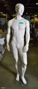 Mannequin - standing male