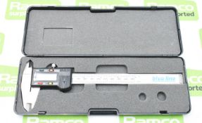 Roebuck Blue Line Metric Digital Caliper 0-150mm