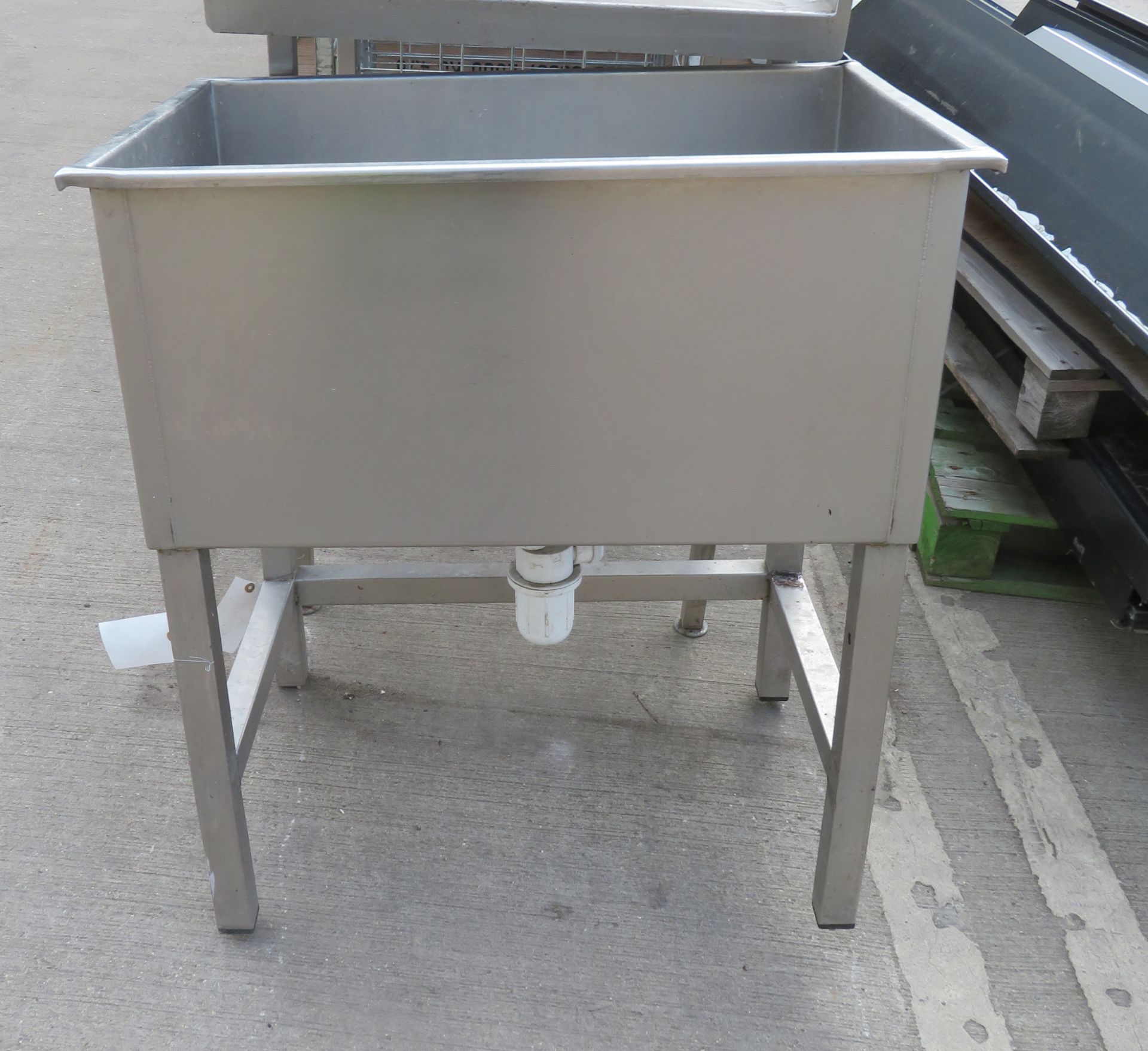 Stainless Steel Wash Station L 750 x W 510 x H 830mm - Image 3 of 3