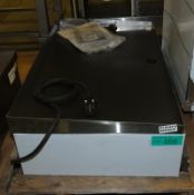 Parry 3014 Double electric griddle 900 x 520 x 240mm - damage to back corner edging - see pictures