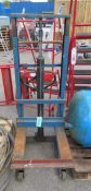 Barlow hydraulic pump lifter