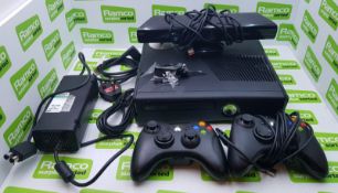 Xbox 360 games console with 2 controllers with kinect sensor bar