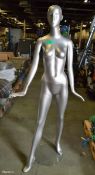 Mannequin - standing female
