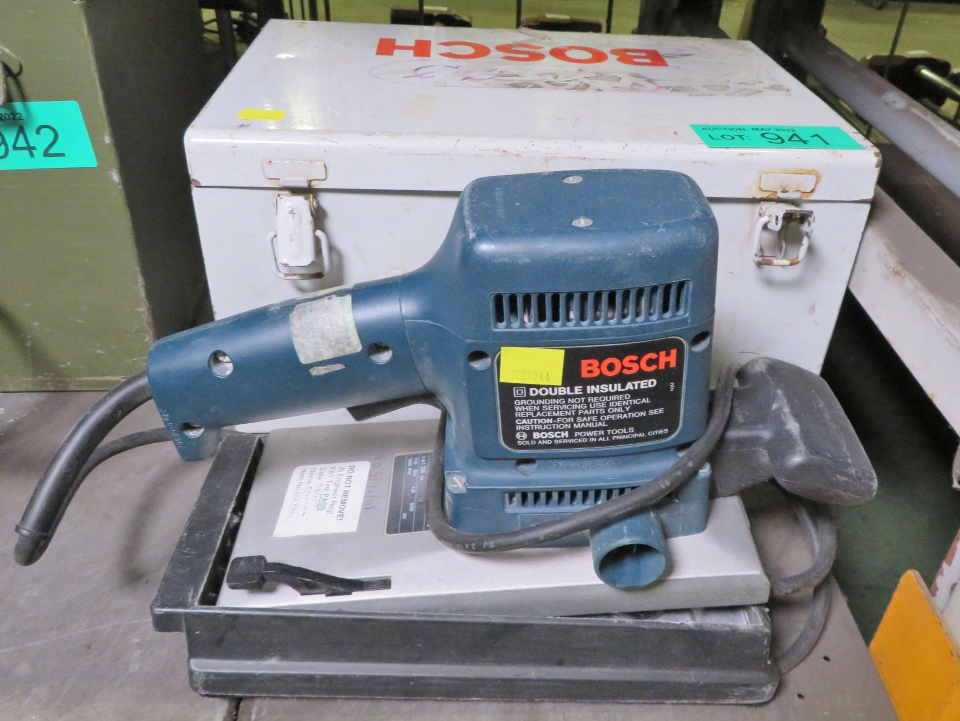 Bosch GSS 28 A Electric Oscillating Sander - Image 2 of 3