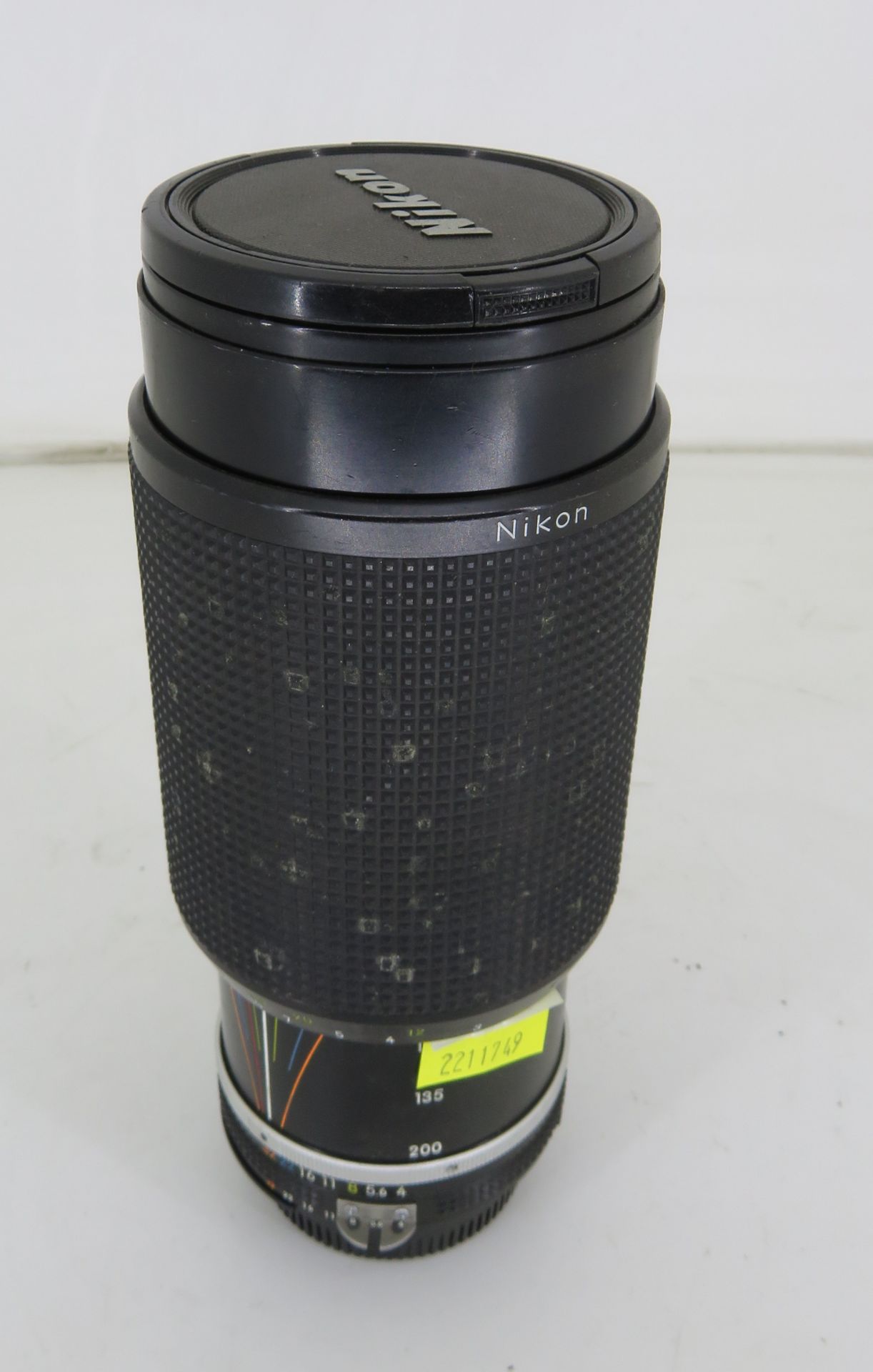 Nikon Zoom-Nikkor 80-200mm 1:4 Zoom Lens L 180 x W 80 x H 80mm