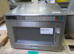 Panasonic NE-1856 microwave