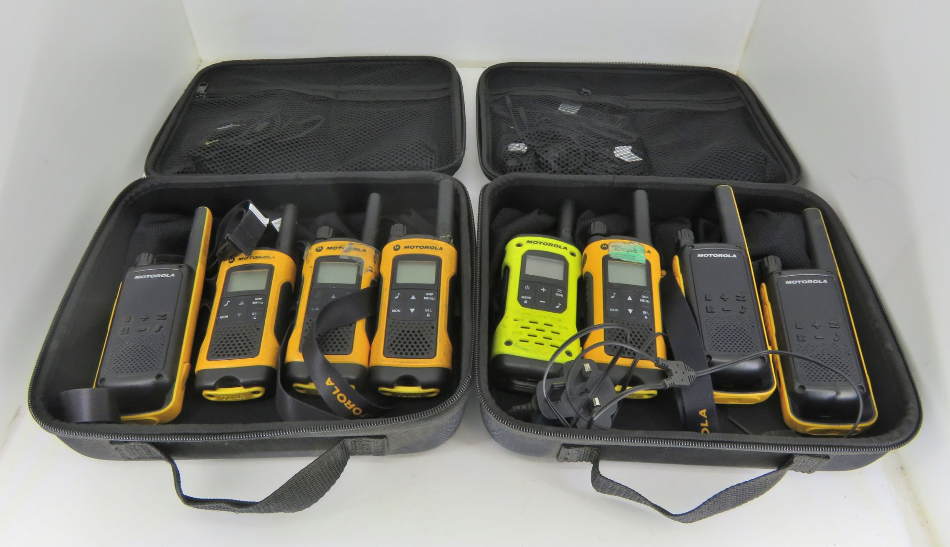 Motorola walkie talkies in case - AS SPARES OR REPAIRS